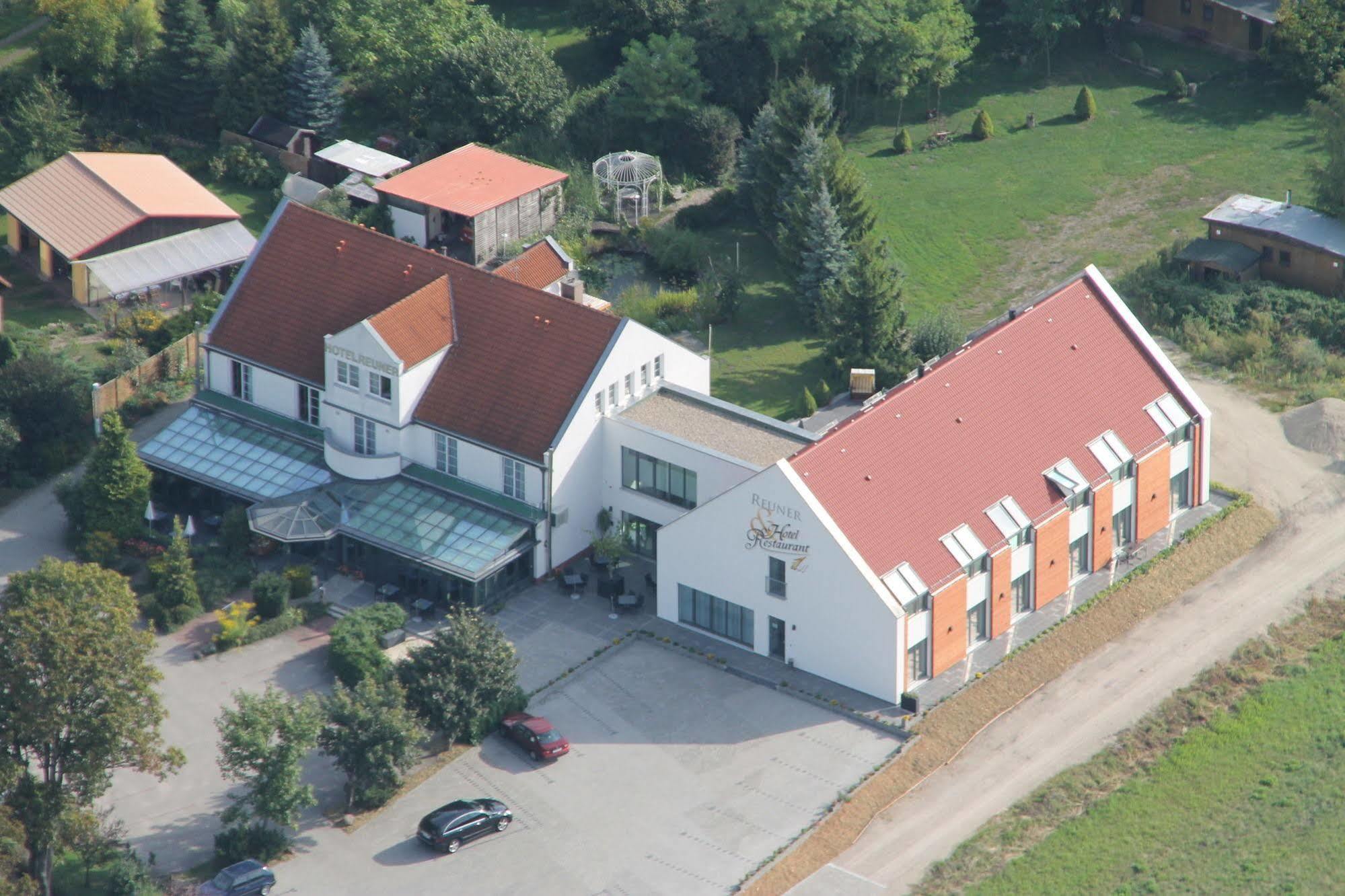 Flair Hotel Reuner Zossen Eksteriør billede